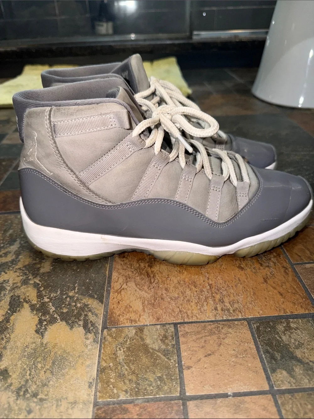 Jordan 11 Gray High-Top Men's Sneakers - Brand Unspecified